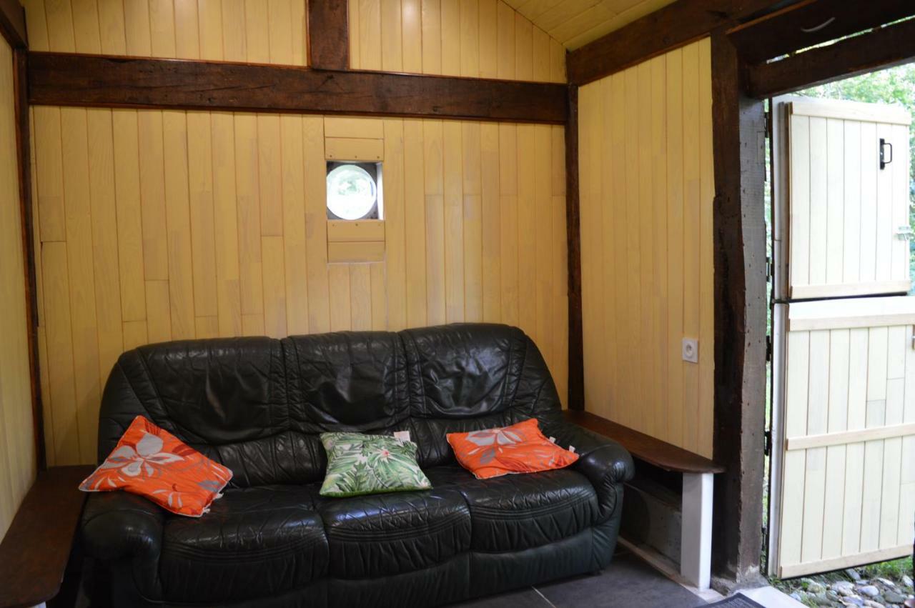 Cabane En Foret Onesse-et-Laharie Exteriér fotografie