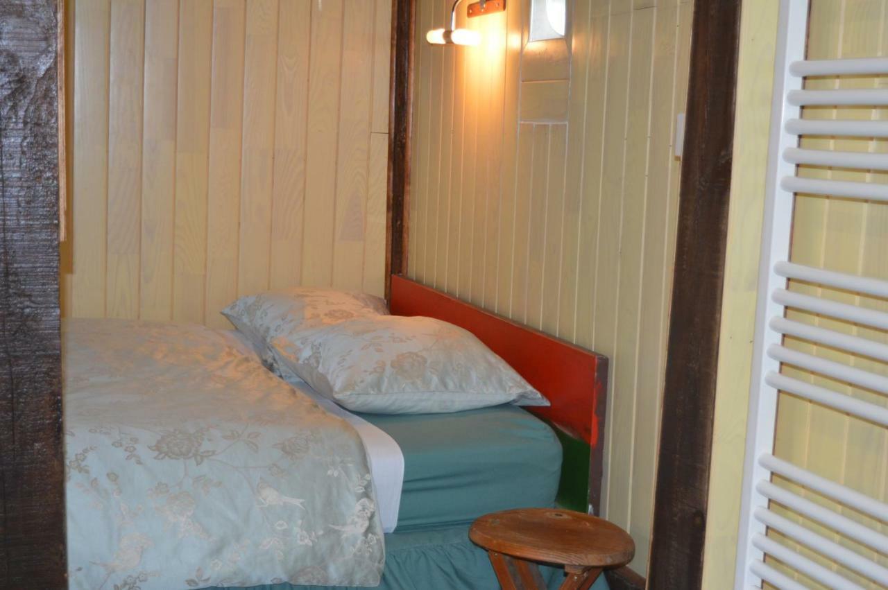 Cabane En Foret Onesse-et-Laharie Exteriér fotografie
