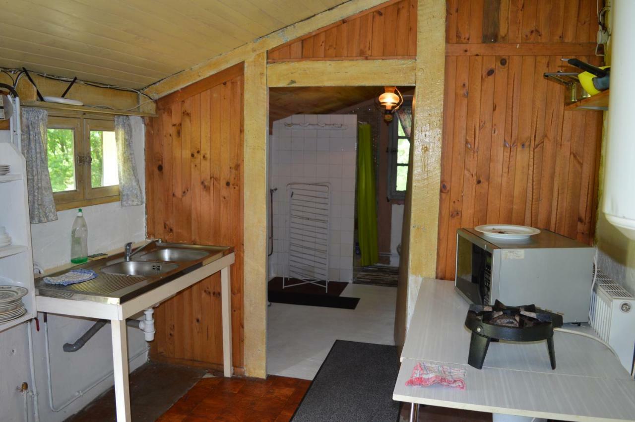 Cabane En Foret Onesse-et-Laharie Exteriér fotografie